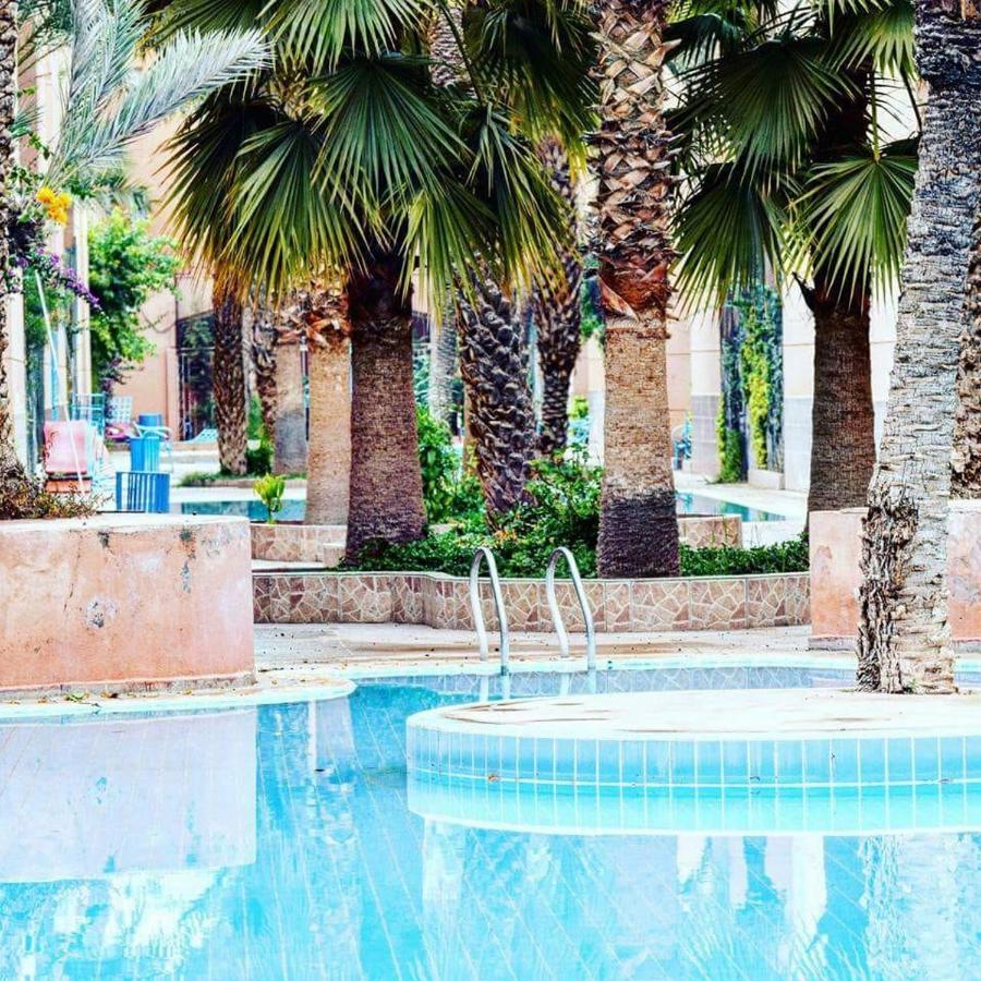 Riad Palmier Fleuri Marrakesh Exterior photo